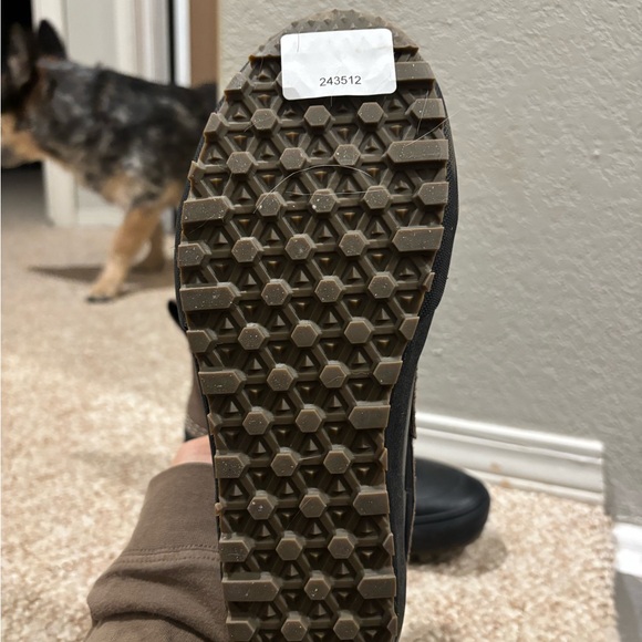 Vans MTE Waterproof Chelsea Boot - Picture 2 of 4